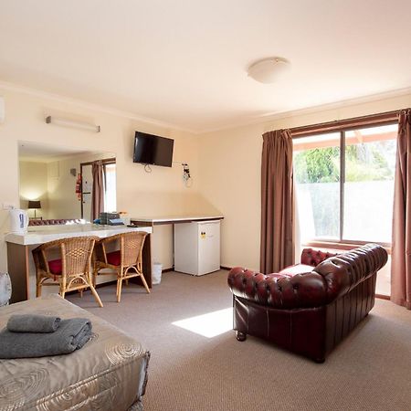 Ardrossan Hotel Motel Bagian luar foto