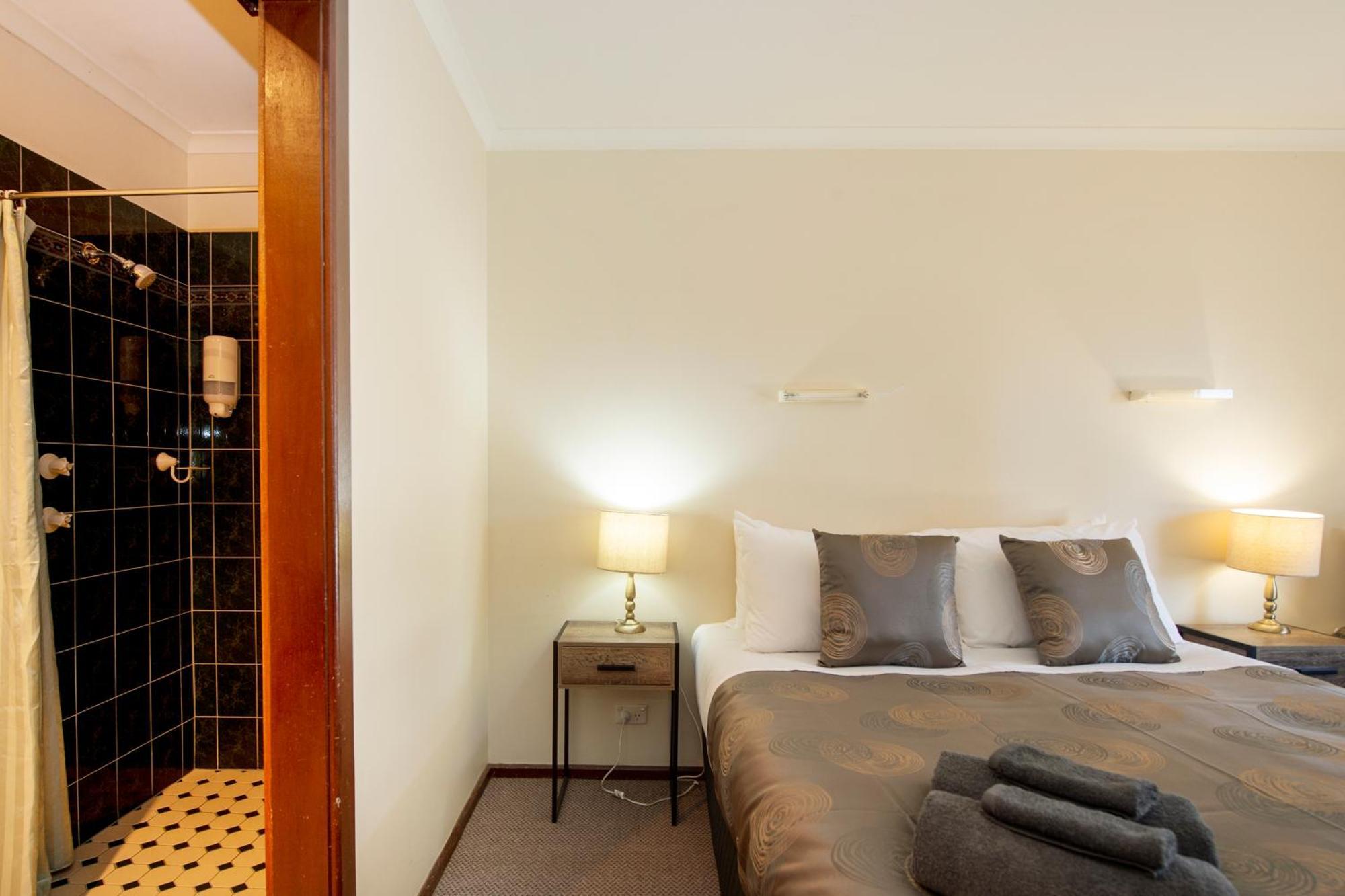 Ardrossan Hotel Motel Bagian luar foto