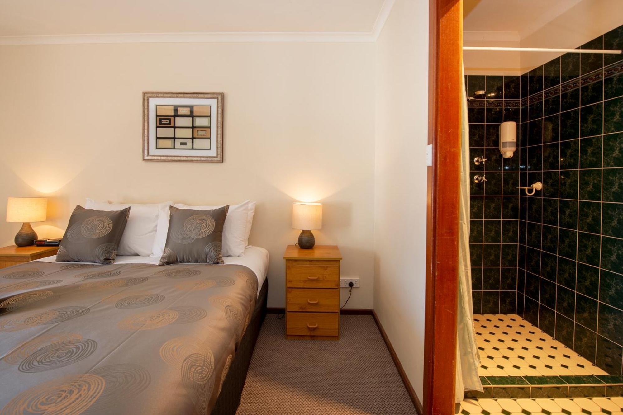 Ardrossan Hotel Motel Bagian luar foto