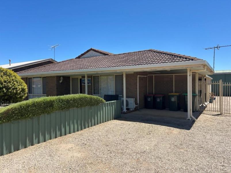 Ardrossan Hotel Motel Bagian luar foto